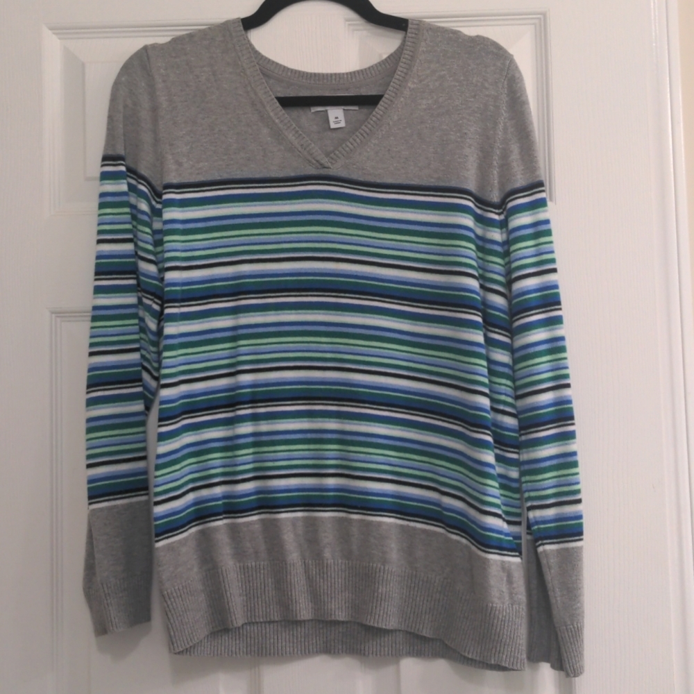 Women's sweater